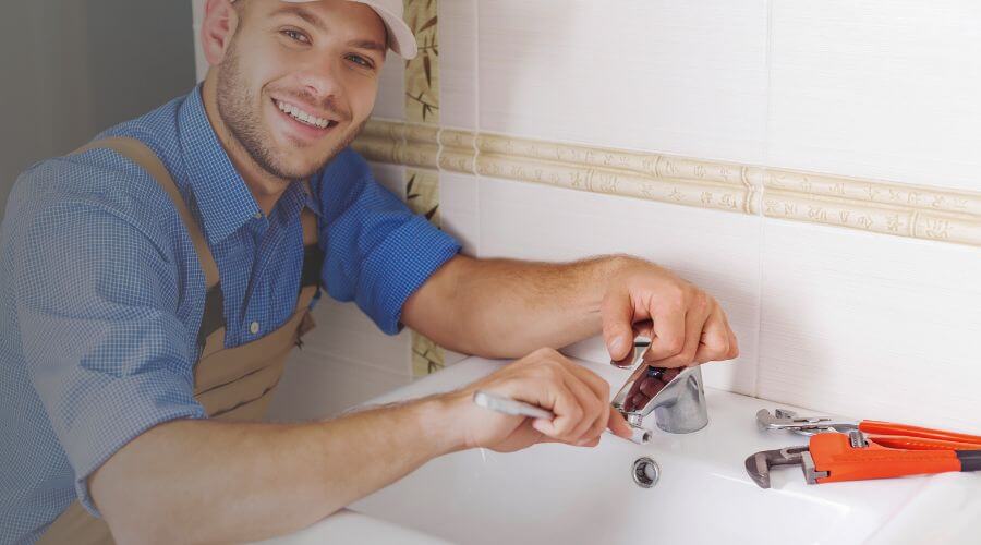 Handle or spout repair in Shell, WY